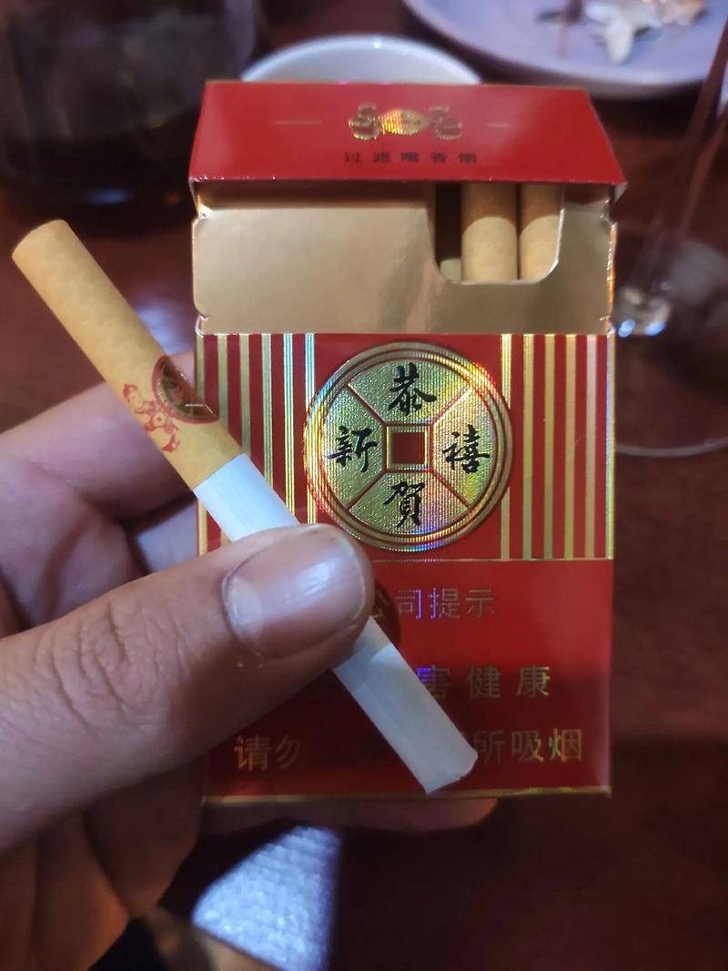 2019年中国市场的高档香烟品种繁多，以下是一些当时较为流行和知名的高档香烟品牌